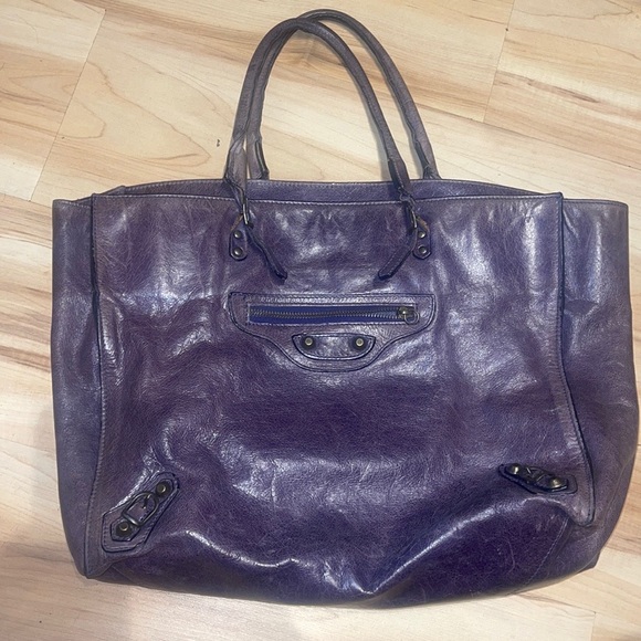 Balenciaga leather street tote bag (AUTHENTICITY IS LABELED - Picture 1 of 9
